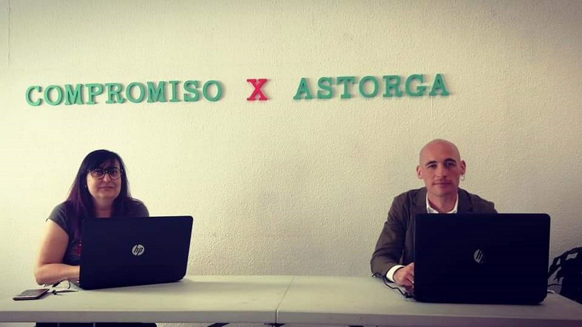Nuria Bautista y José María Jáñez, concejales de Izquierda Unida Astorga. | L.N.C. Nuria Bautista y José María Jáñez, concejales de Izquierda Unida Astorga. | L.N.C.