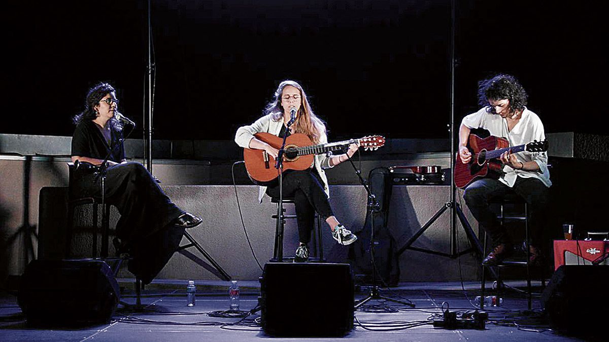 El trío Huckleberry cierra este sábado el primer trimestre del programa ‘Las Piedras Cantan’ con un concierto en el Centro Cultural San Benito.