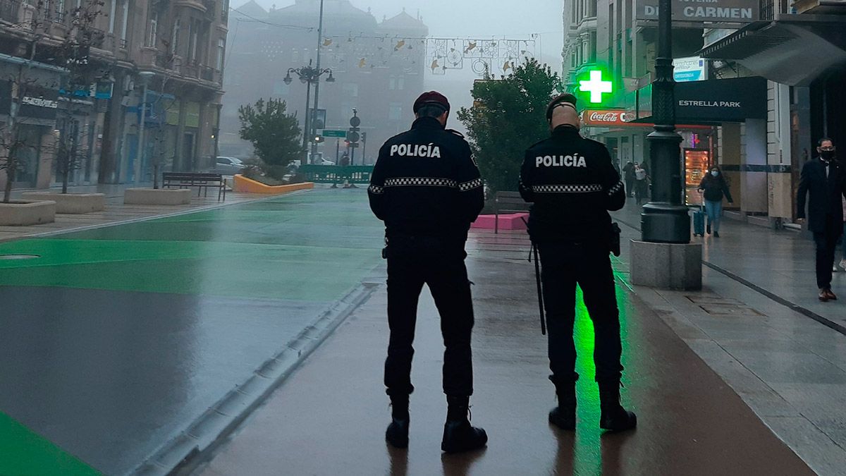 policia-local-leon-18221-2-4-2-8.jpg policia-local-leon-18221-2-4-2-8.jpg