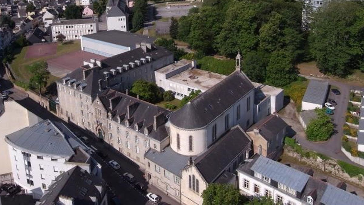 Lycée Brizeux en Quimper (Francia), uno de los centros con los que se inician relaciones