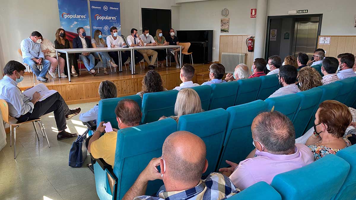 Comité ejecutivo celebrado por el Partido Popular de León. | L.N.C.