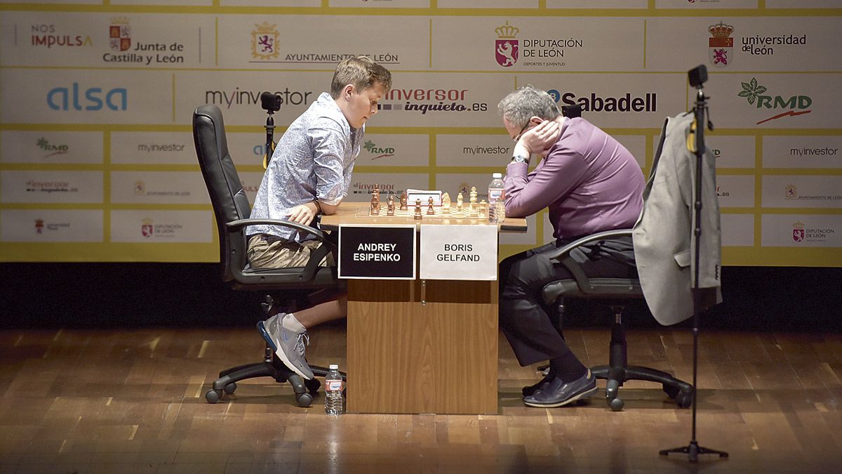 La segunda semifinal del Magistral resultó de una gran intensidad. | SAÚL ARÉN La segunda semifinal del Magistral resultó de una gran intensidad. | SAÚL ARÉN