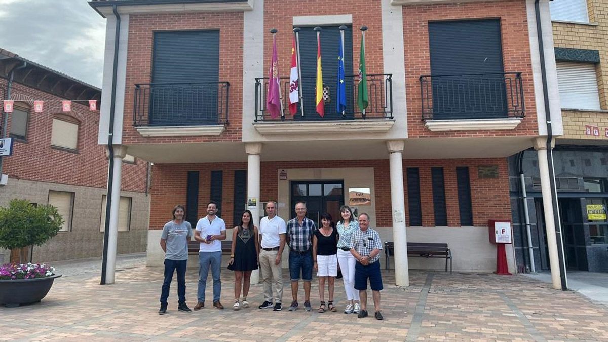Visita de Rubio, Sacristán y Moreno a Laguna de Negrillos. | L.N.C. Visita de Rubio, Sacristán y Moreno a Laguna de Negrillos. | L.N.C.