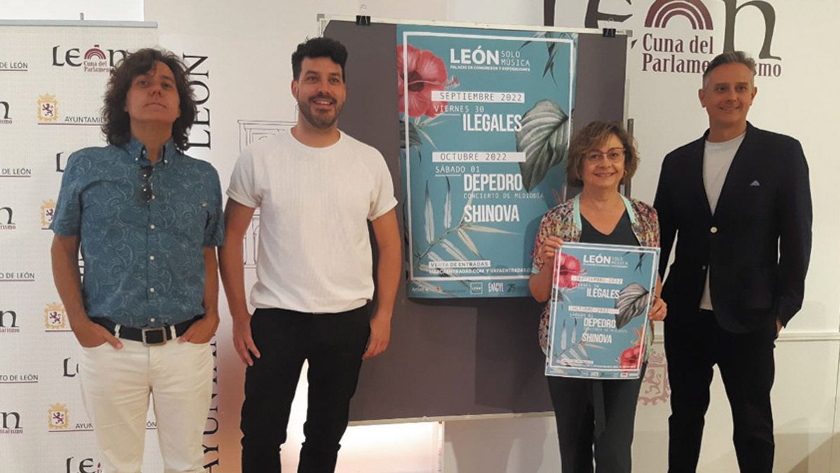 Evelia Fernández, concejala de Acción y Promoción Cultural, junto a los responsables de Artisti-k y el Gran Café en la presentación de "León Solo Música | L.N.C.