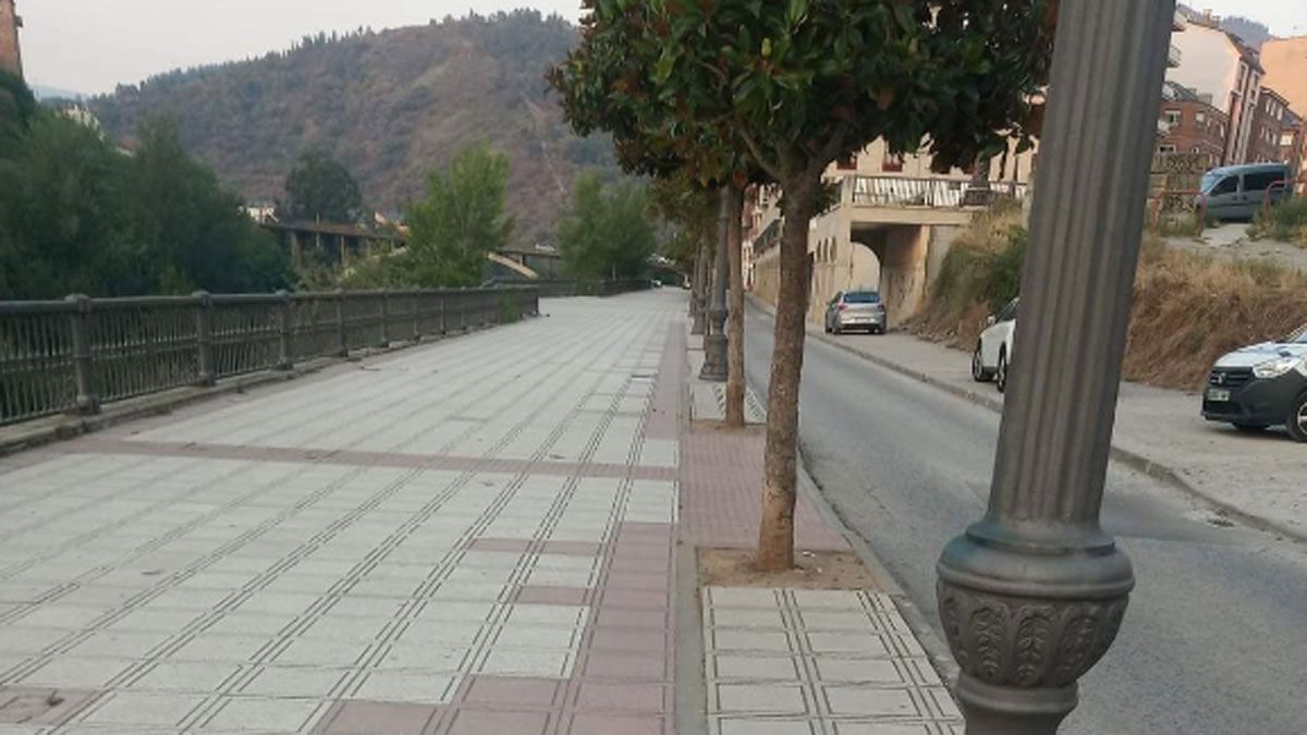 Paseo para el que el PRB solicita bancos Paseo para el que el PRB solicita bancos