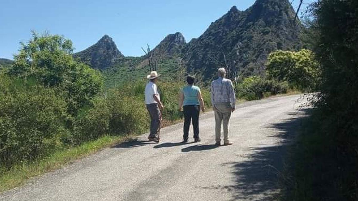 Tramo de carretera entre San Tirso de Cabarcos y Castropete | PRB