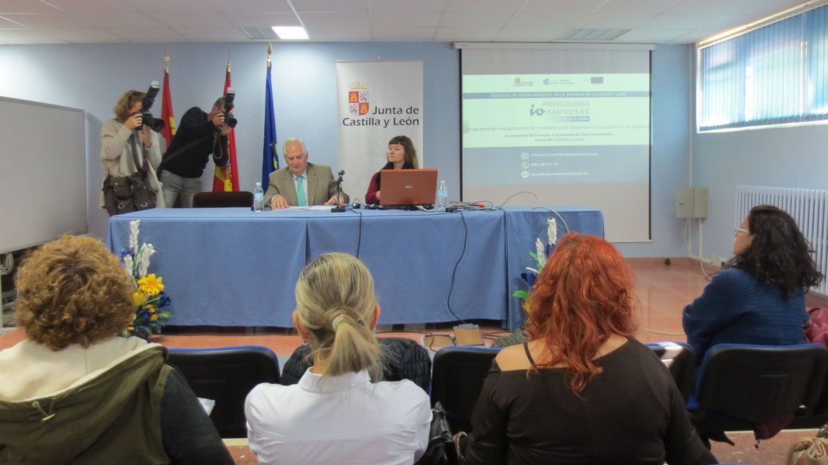 Guillermo García, en la jornada de presentación del programa. | L. N. C.