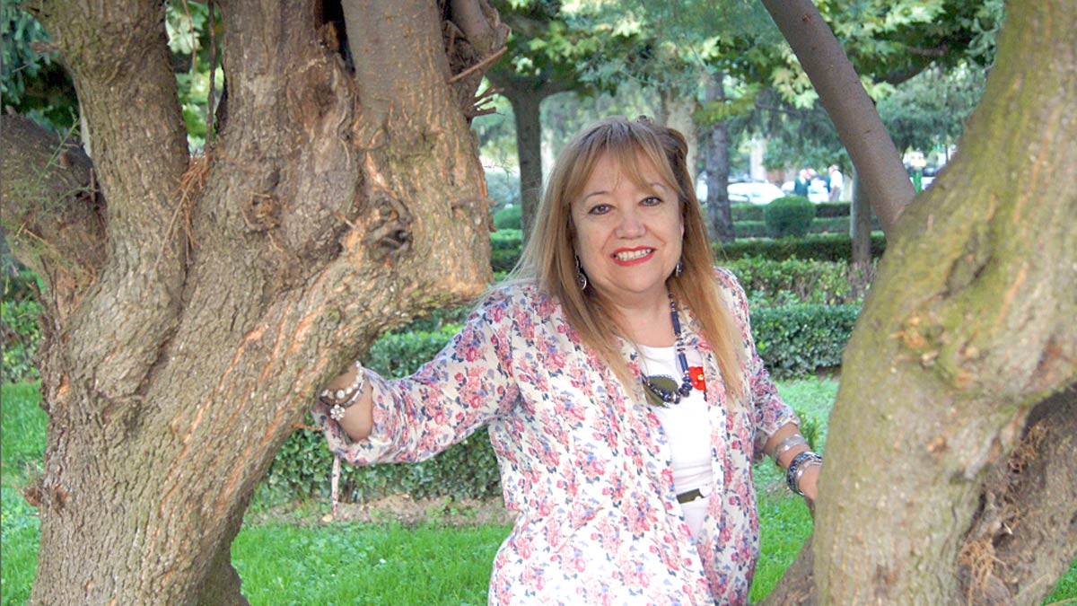 Carmen Busmayor es la organizadora de la cita cultural ‘Versos en el Hayedo de Busmayor, que se celebra cada agosto. | L.N.C.