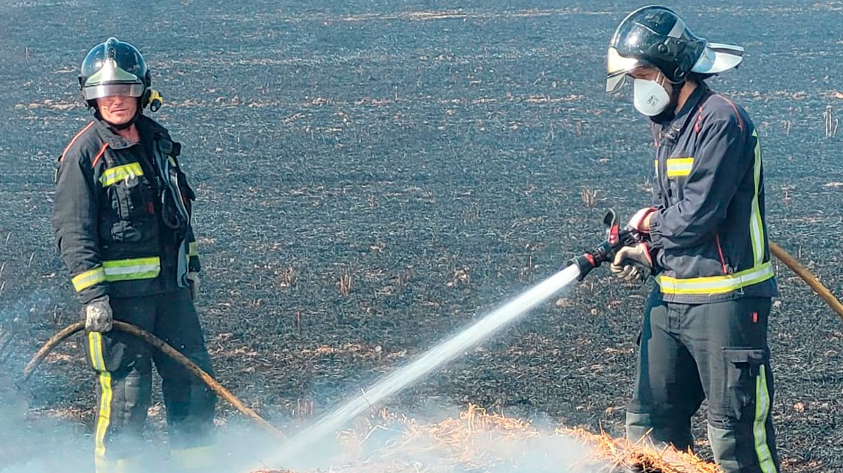 Intervención de los Bomberos de León en Villamol. | BOMBEROS AYTO. LEÓN