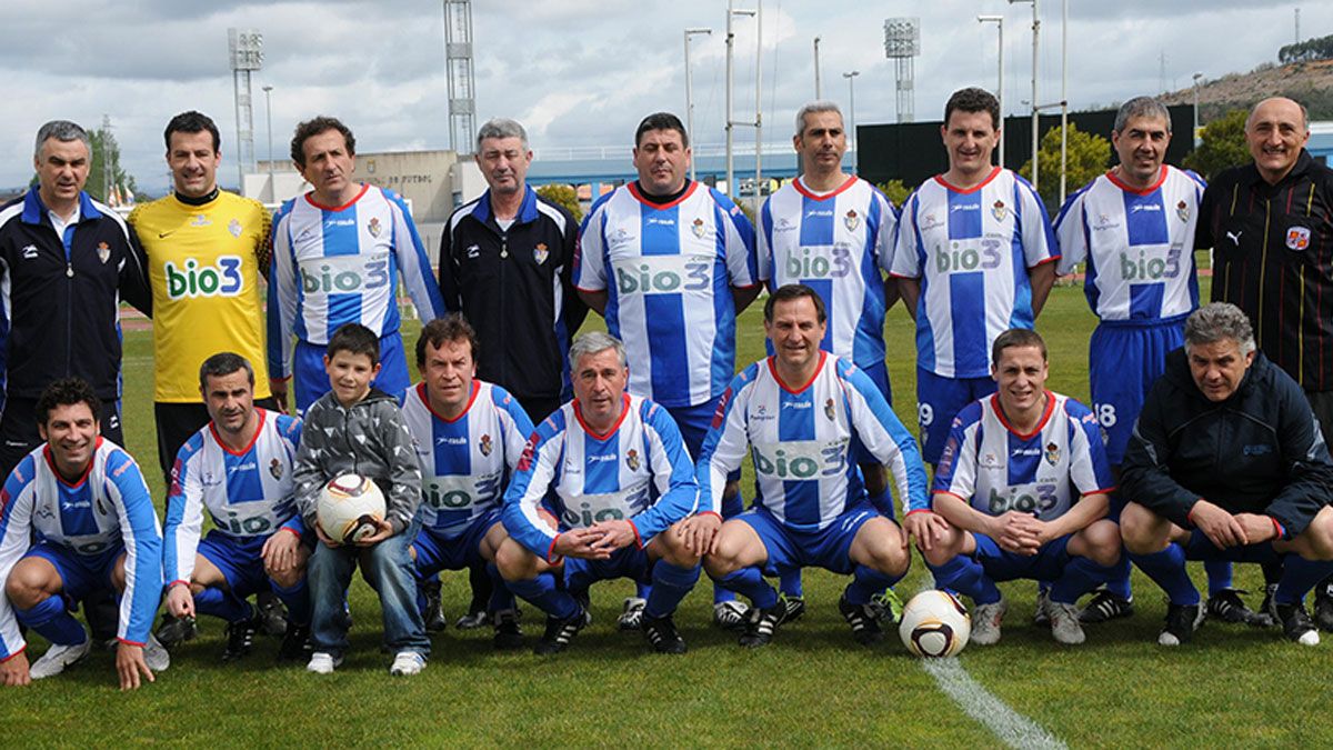 Los veteranos de la Ponferradina recibirán el galardón. Los veteranos de la Ponferradina recibirán el galardón.