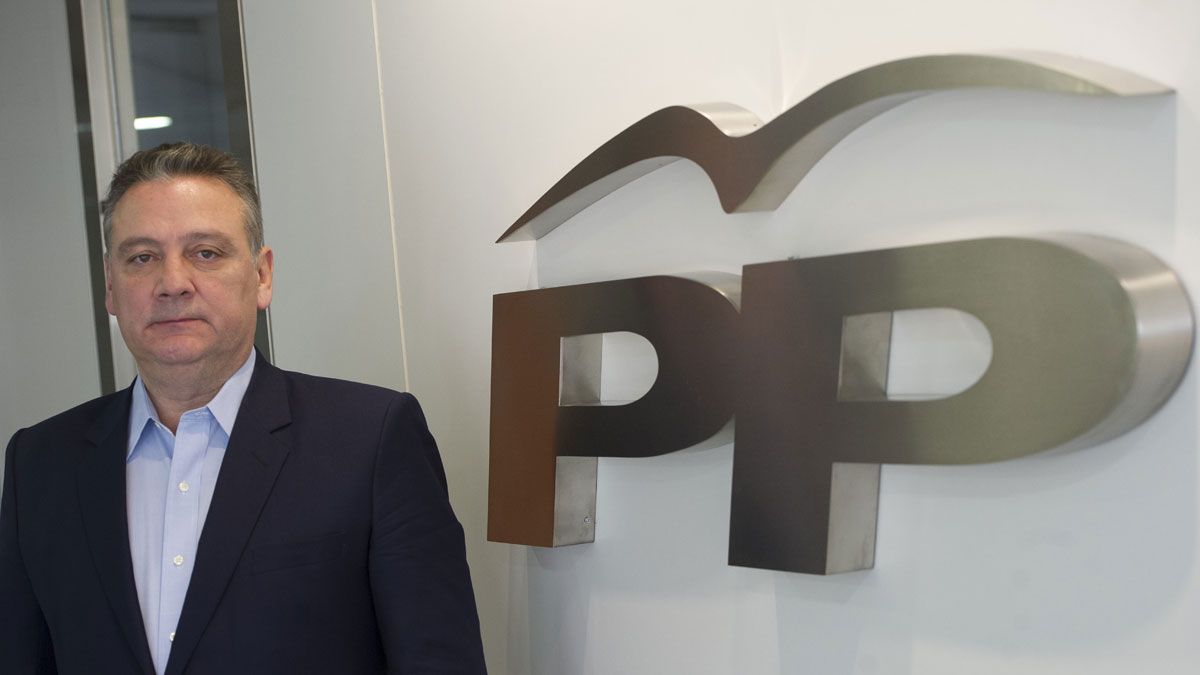 El secretario ejecutivo del PP en el Exterior, Alfredo Prada. | EDUARDO D. DE SAN BERNARDO