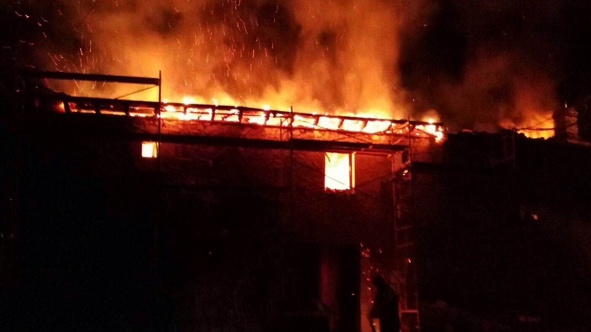 Imagen de la casa que ardió en la localidad de Aviados. | L.N.C.