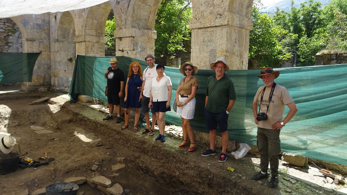 Visita de la agrupación a los trabajos que se están realizando en Montes.