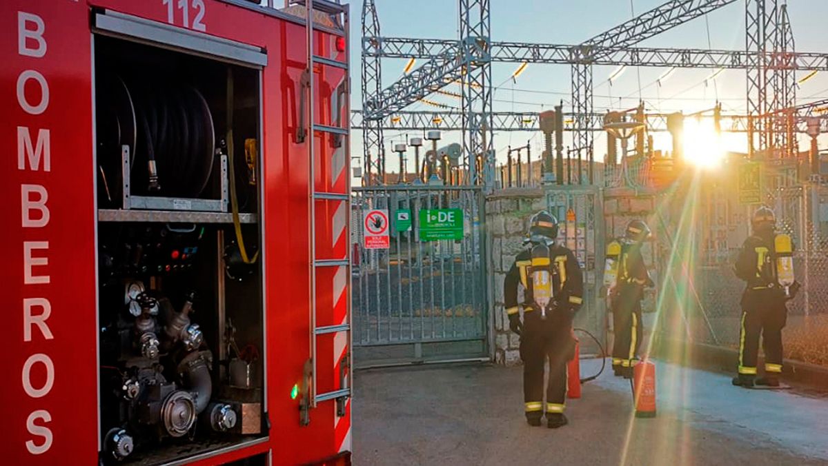 | BOMBEROS AYUNTAMIENTO DE LEÓN | BOMBEROS AYUNTAMIENTO DE LEÓN