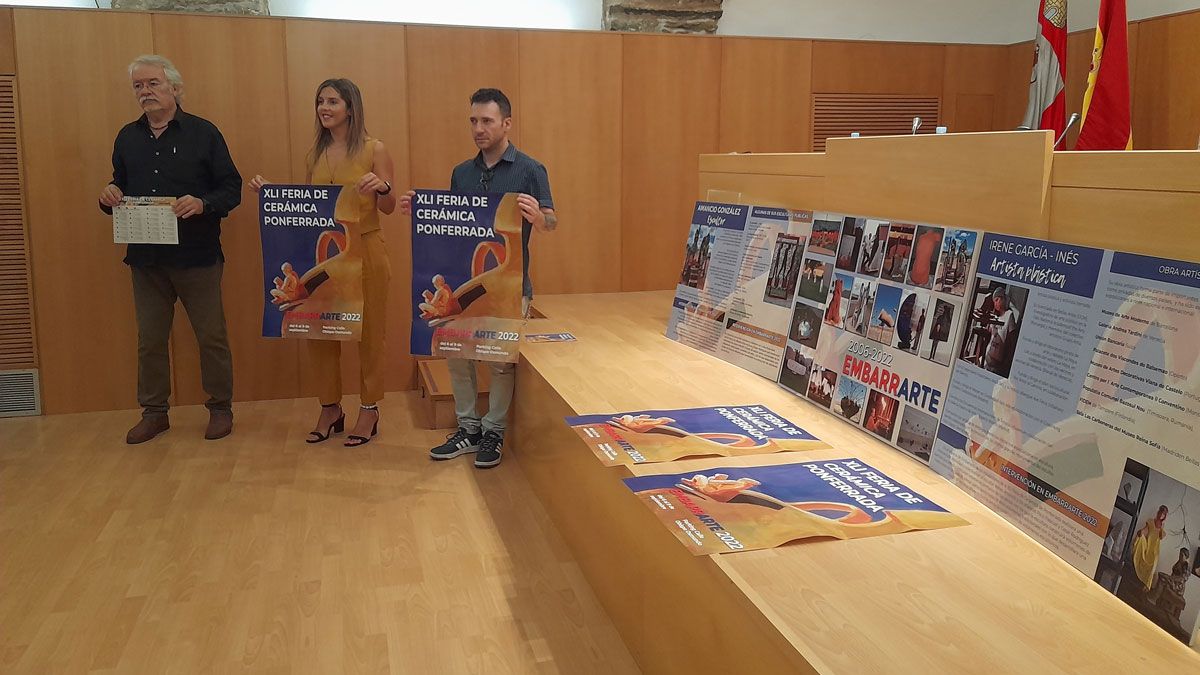 Presentación de la Feria de Cerámica que tendrá lugar durante las fiestas de la Encina. | MAR IGLESIAS
