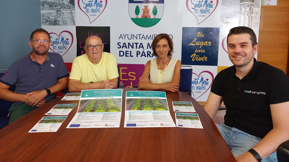 Presentación del curso por parte del Ayuntamiento y Naturgeis.| L.N.C.