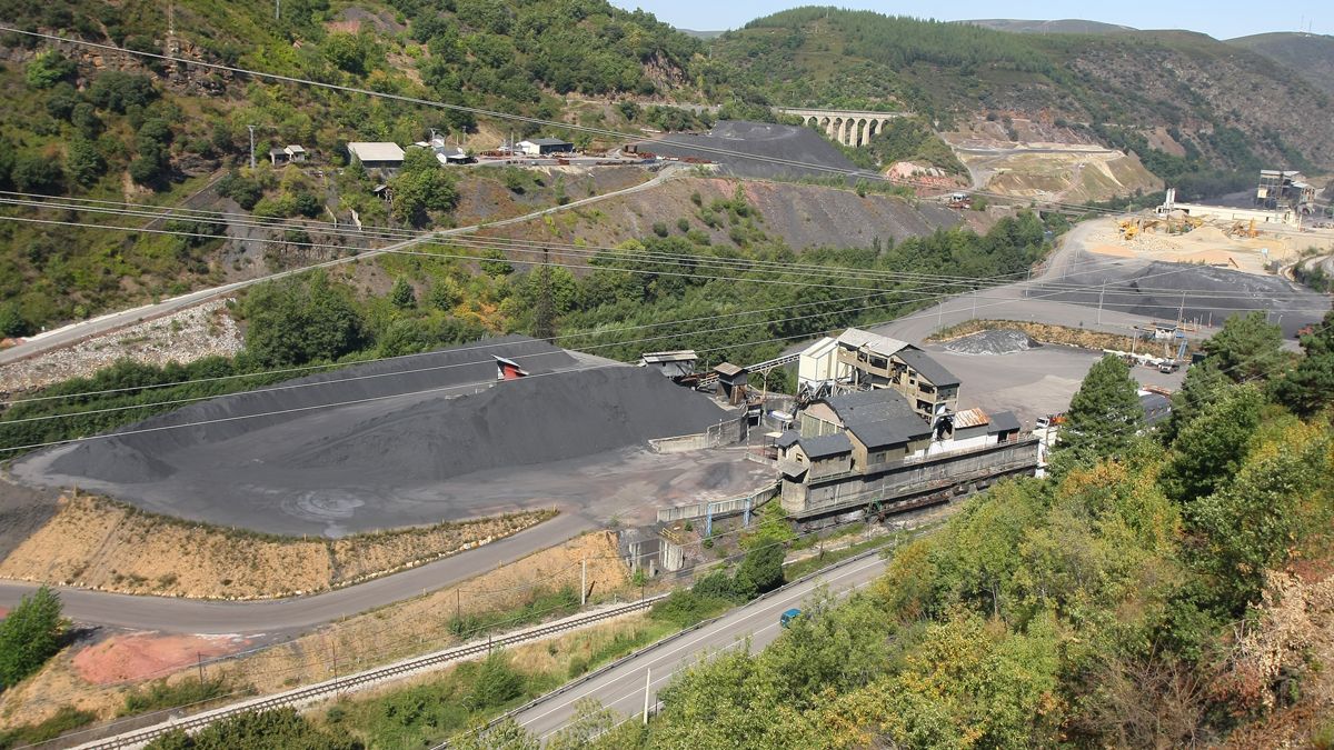 Uno de los espacios de las explotaciones mineras bercianas.