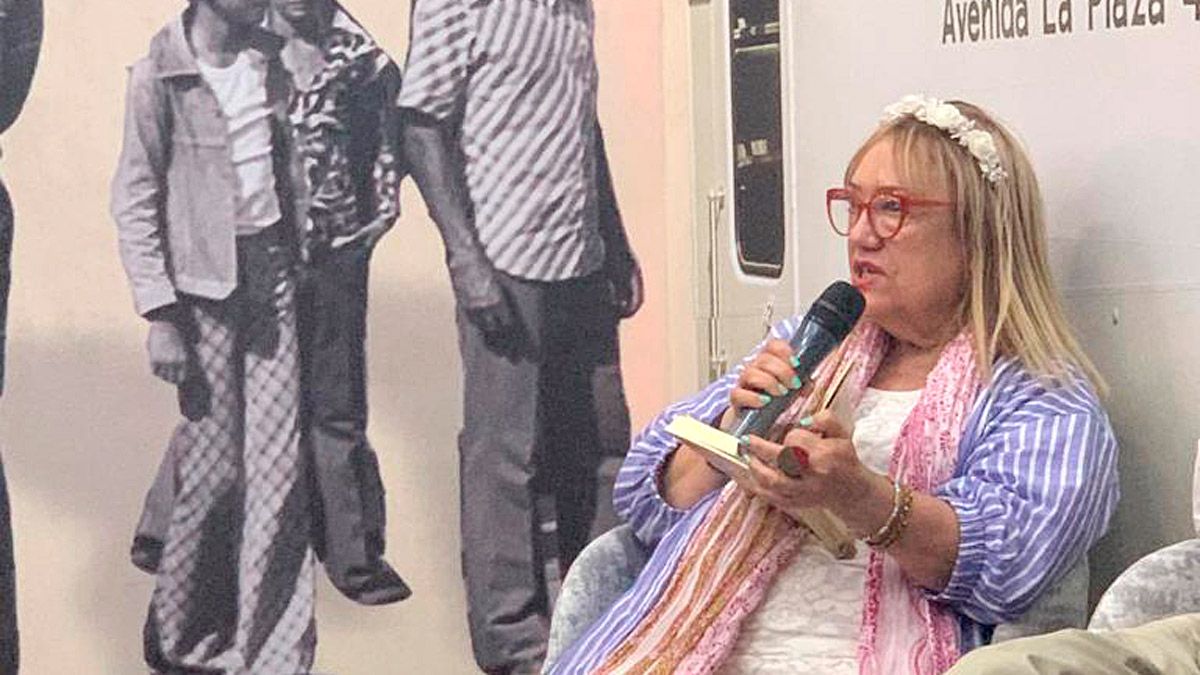 Carmen Busmayor en la pasada Feria del Libro de Medellín.