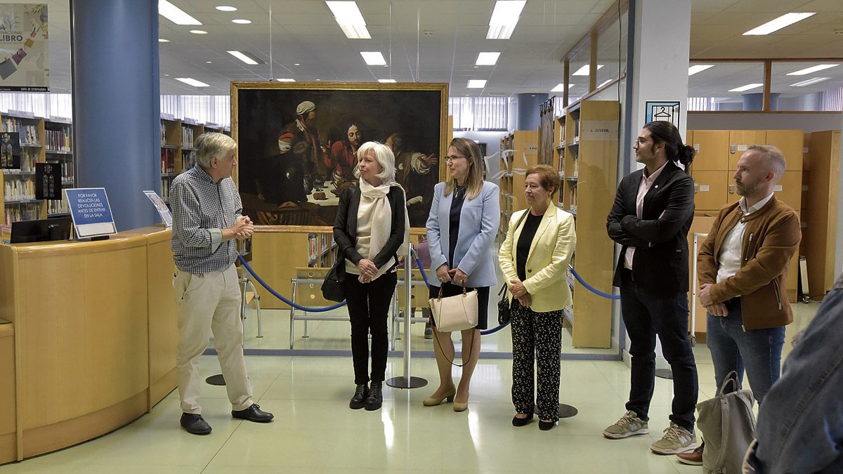 Alfredo Diez, Sonia María García, Nailza Goncalves, Amelia Biaín y Miguel Mielgo en la presentación de la exposición. | SAÚL ARÉN