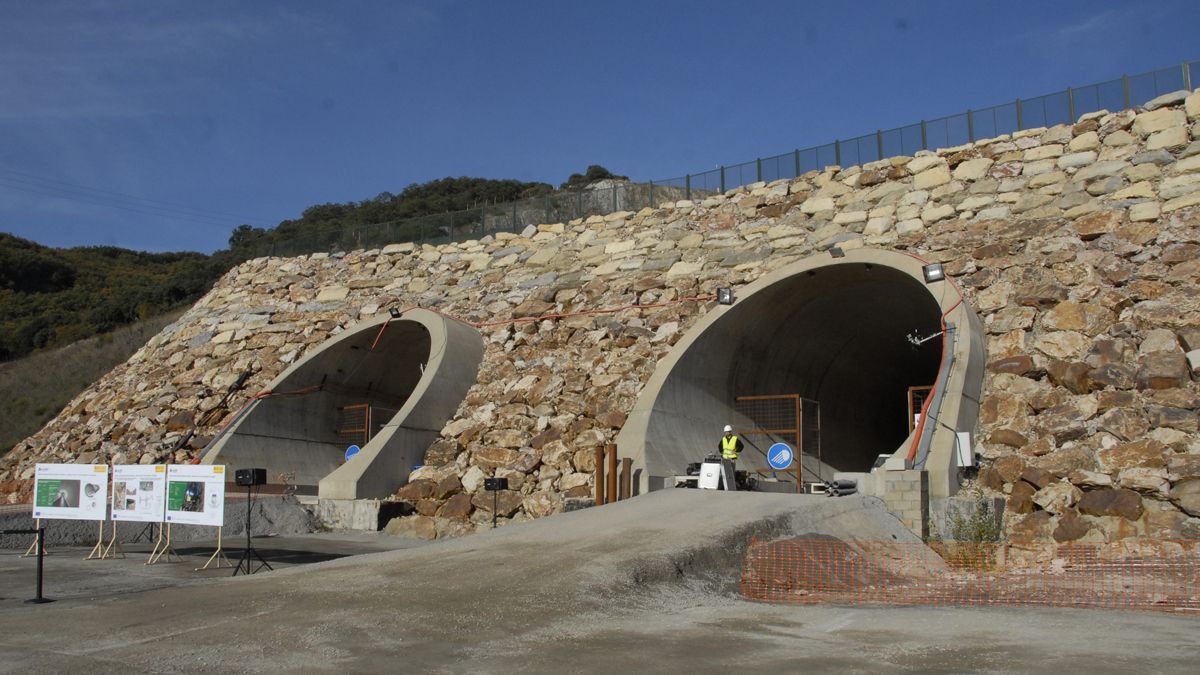 Imagen de archivo de las obras en la Variante de Pajares. | L.N.C.