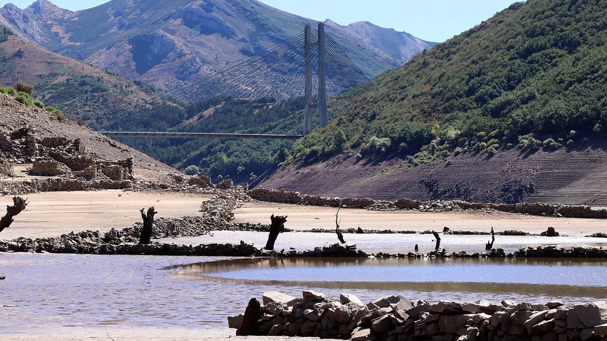 Estado que presenta actualmente en el embalse de Barrios de León que se ha visto afectado por la sequía. | ICAL