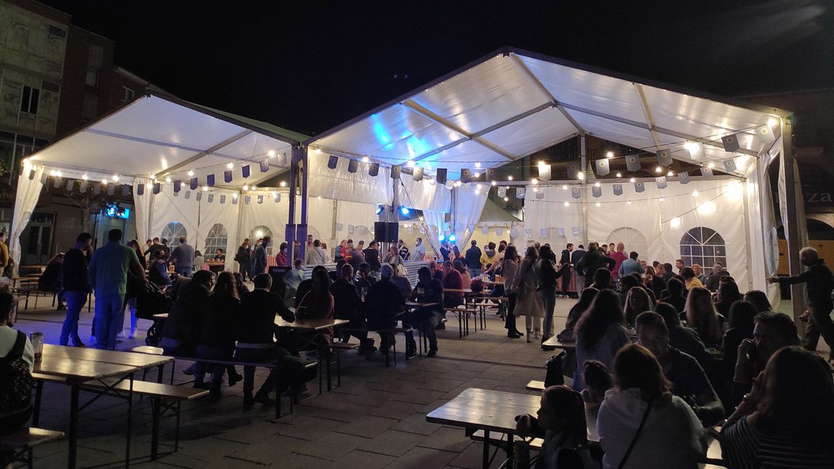 El Oktoberberfest de Valencia de Don Juan promete diversión, buena comida y música en directo y mucha cerveza. | L.N.C.