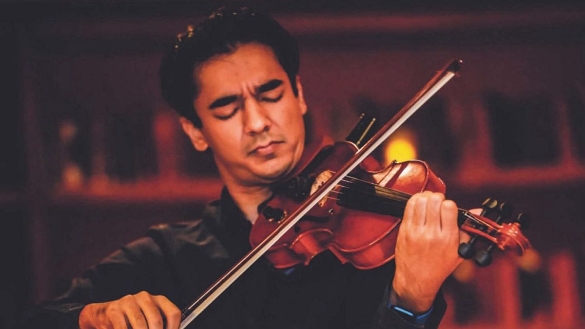 El violinista Ambi Subramaniam estará mañana en El Albéitar. | L.N.C. El violinista Ambi Subramaniam estará mañana en El Albéitar. | L.N.C.