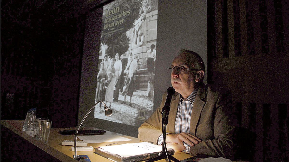 El escritor y editor Gregorio Fernández Castañón. | MAURICIO PEÑA