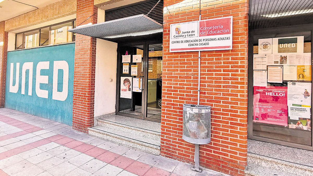 Instalaciones de la Uned en San Andrés del Rabanedo. | L.N.C. Instalaciones de la Uned en San Andrés del Rabanedo. | L.N.C.