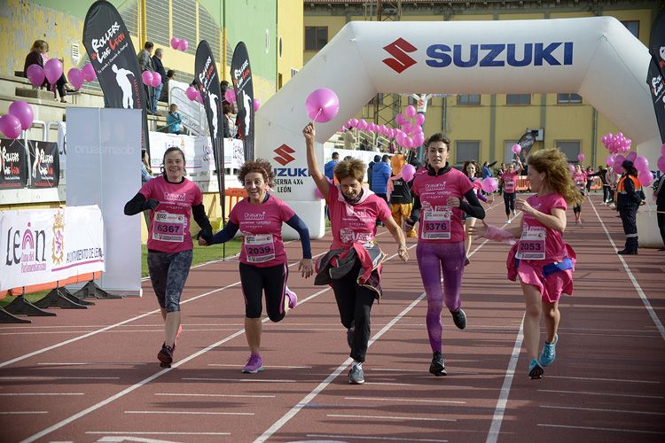 Una de las ediciones de la carrera de la mujer. | MAURICIO PEÑA Una de las ediciones de la carrera de la mujer. | MAURICIO PEÑA