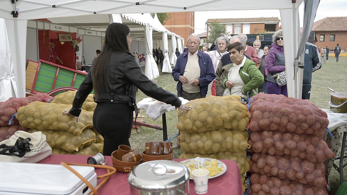 La Feria celebró este sábado su decimoséptima edición. | JESÚS F. SALVADORES