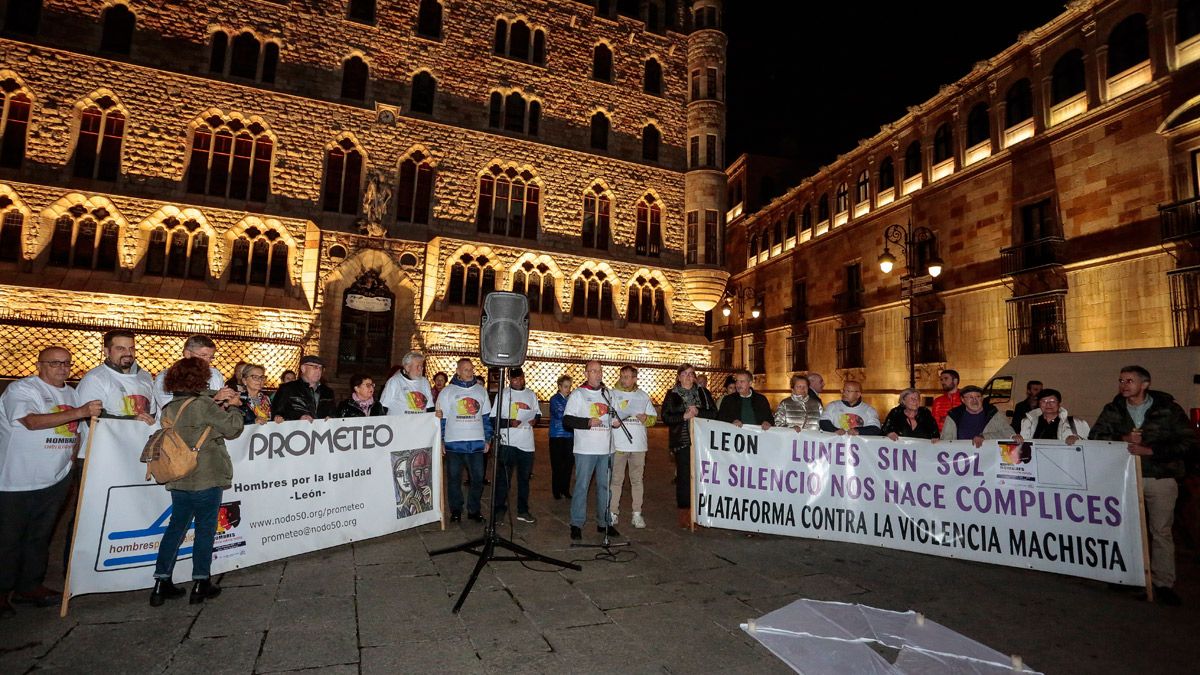 Un instante del acto de Grupo Prometeo-Hombres por la Igualdad. | ICAL