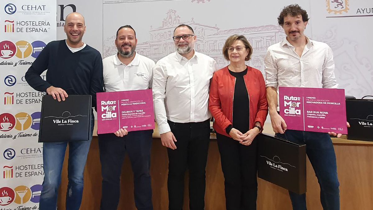 Entrega de premios en el Ayuntamiento de León. | L.N.C.