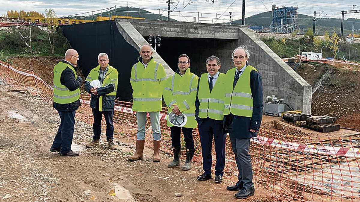 En la imagen, momento de la visita a las obras este jueves. | L.N.C.