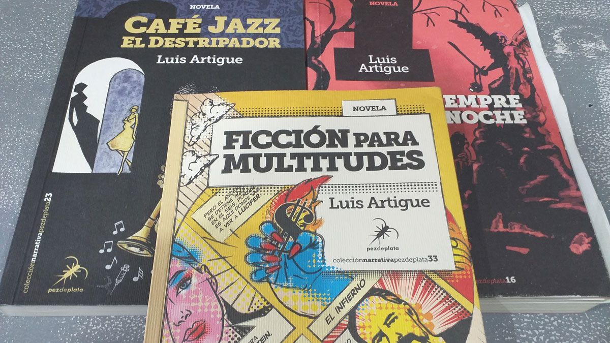 Portadas de algunos de los libros del autor, Luis Artigue.