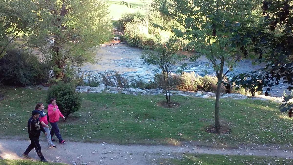 Las riberas de los ríos Sil y Boeza son zonas de frecuente uso deportivo.