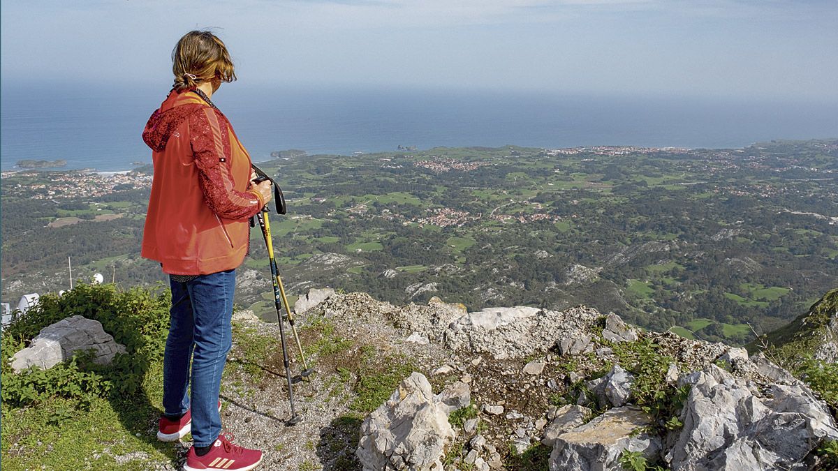 Vista de la costa de Llanes. | VICENTE GARCÍA