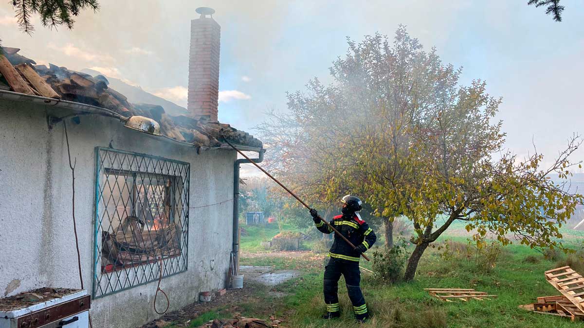 extincion-incendio-mansilla-de-las-mulas-13112022.jpg extincion-incendio-mansilla-de-las-mulas-13112022.jpg