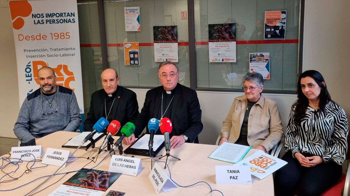 Un momento de la rueda de prensa celebrada este martes en la sede de la Fundación Cals en León capital. | L.N.C.