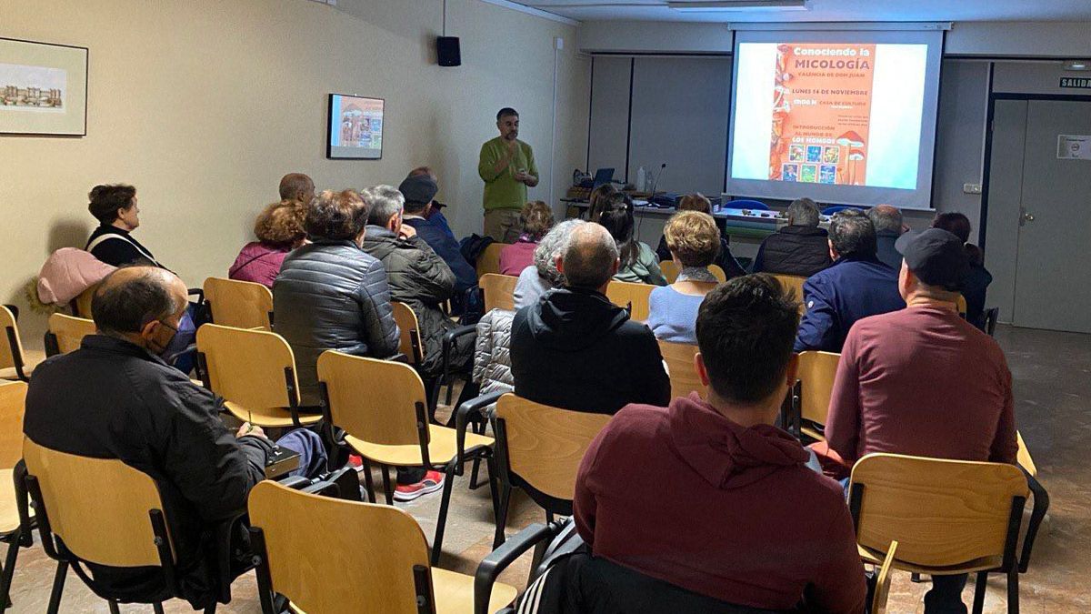 Curso de micología celebrado en Valencia de Don Juan. | L.N.C.