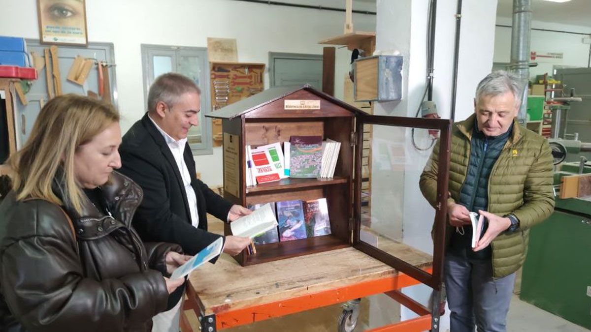 Presentación del proyecto 'Biblioteca de libros libres'. | L.N.C.