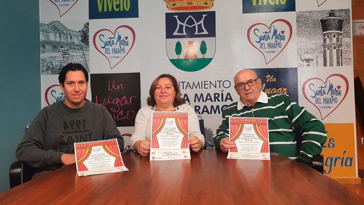 Presentación de la obra de teatro en favor de la Aecc local. | L.N.C.