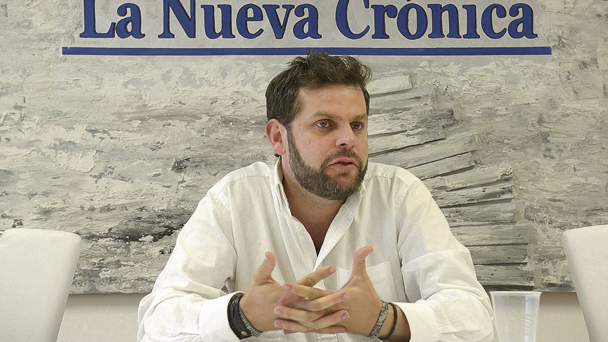 Javier Santiago Velez durante una entrevista con La Nueva Crónica. | L.N.C.