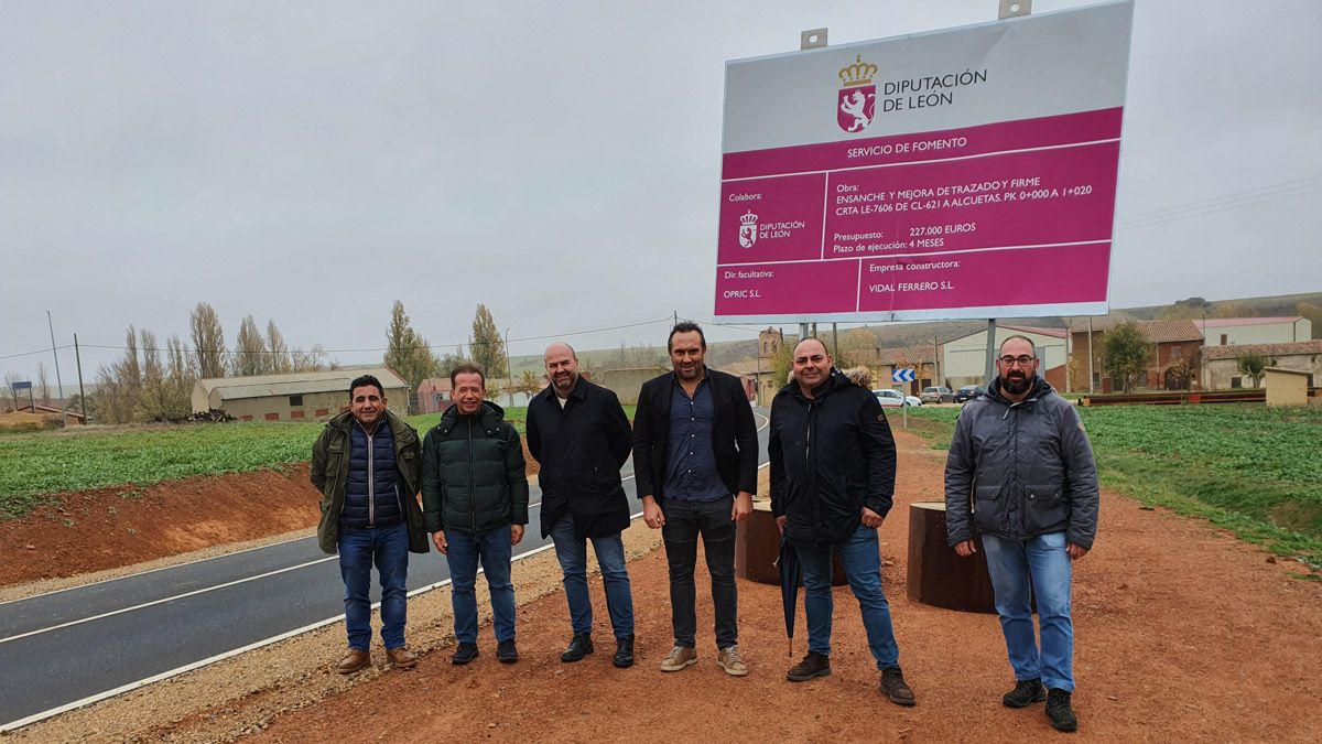 Recepción de las obras de la carretera de Alcuetas. | L.N.C.