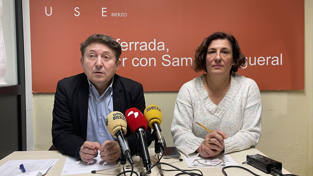 Samuel Folgueral y Cristina López Voces, representantes de Use Bierzo. | Javier Fernández