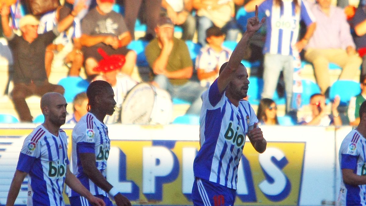 Yuri celebra un gol esta temporada en El Toralín. | CÉSAR SÁNCHEZ