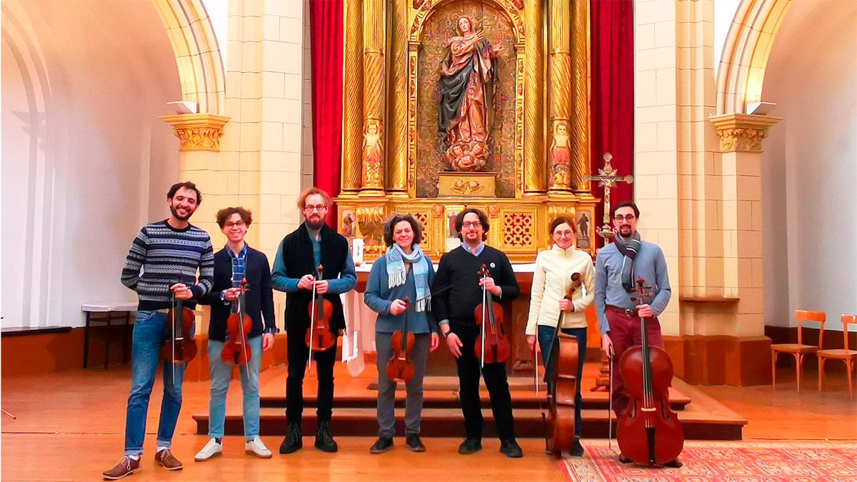 Los componentes de la Escuela-Taller de Música Antigua de León.