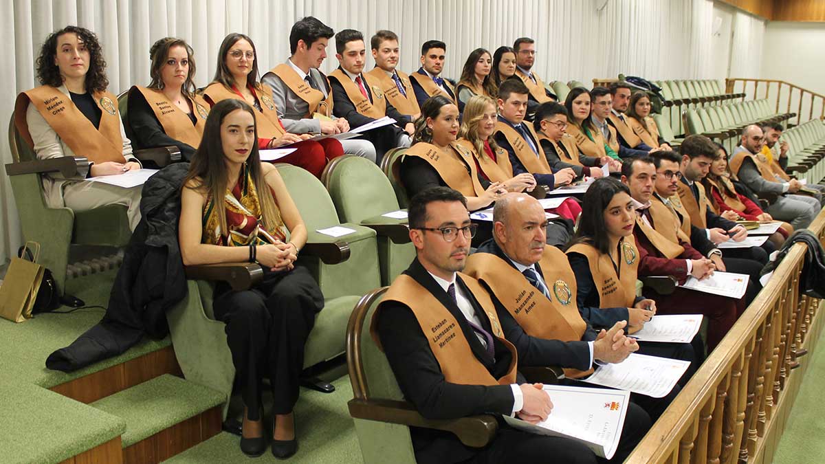 Algunos de los graduados durante el acto. | L.N.C.