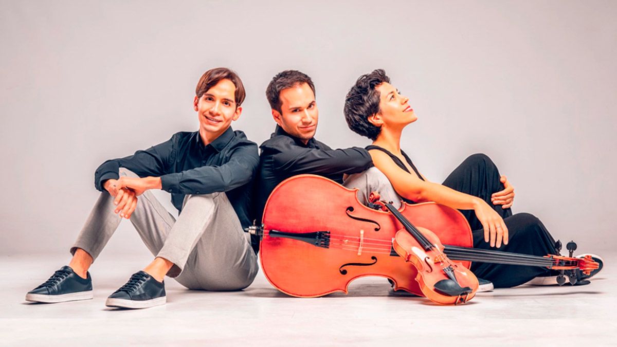 Los jóvenes componentes del laureado Trío Albéniz acude este viernes al Auditorio Ciudad de León. Los jóvenes componentes del laureado Trío Albéniz acude este viernes al Auditorio Ciudad de León.