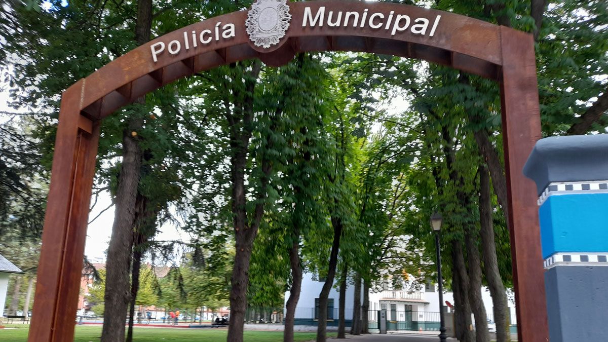 Oficinas de la Policía Municipal, donde se pueden llevar los juguetes. | M.I.